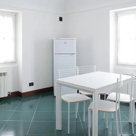 Apartment Il Castello 2 *